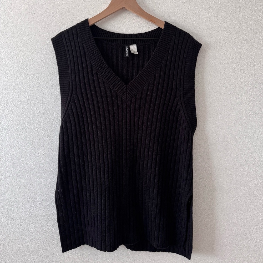 Black Ribbed Knit Sweater Vest